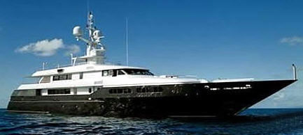 阿玛尼的私人游艇