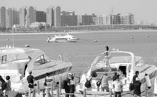 价值千万游艇两天卖掉四艘