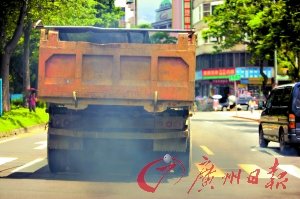 “路怒症”或杀人于无形 易致人危险驾驶