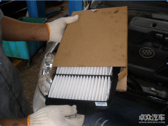 保养DIY 自己动手更换凯越空气滤清器 卓众汽车网