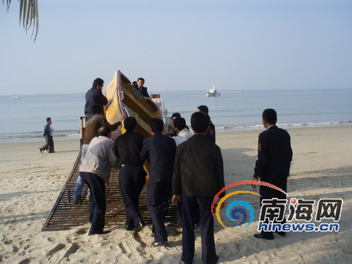 三亚4部门整治游艇行业查扣8艘无牌证游艇