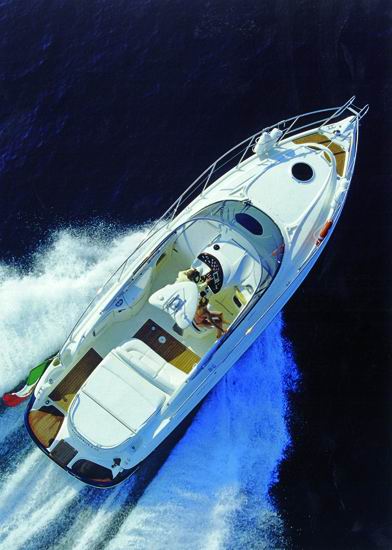 乔治亚罗:为设计而生:从汽车到游艇