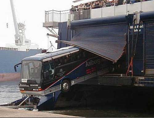 捍卫生命安全 揪出你身边的马路流氓