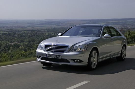 图为奔驰S350 4MATIC