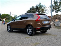 汽车之家 进口沃尔沃 沃尔沃xc60 3.0 t6 awd智尊版