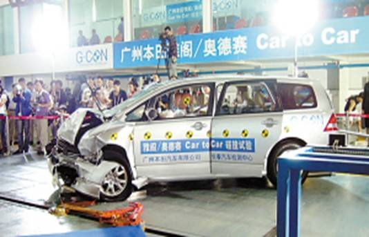 谁为汽车安全买单 汽车碰撞试验呈现答案