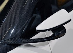 各有性能秘籍 细数巴黎车展十大超级跑车