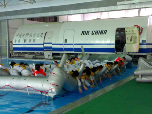 航空安全知识——应急撤离程序介绍