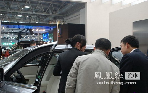 神秘富豪低调出手 北京车展多款豪车被抢购\(3\)