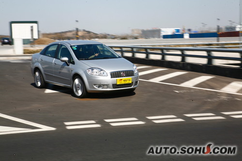 菲亚特 领雅 实拍 评测 图片