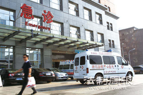 01在业内，利益纠葛成了捆绑在救护车市场的一个核心元素。伏志勇摄 .jpg