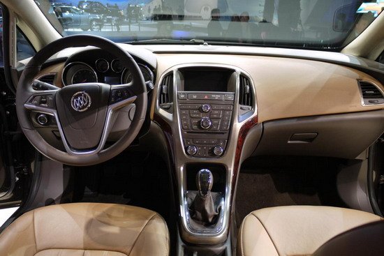 别克推2012款全新紧凑型豪华轿车VERANO