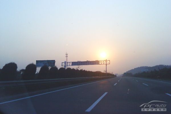 冬季行车更要注意哪些 冬季行车更要注意哪些