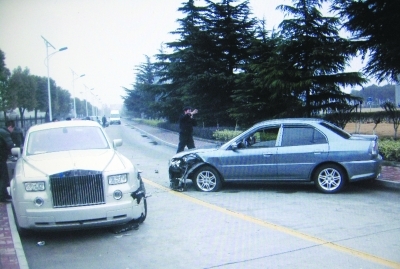 厨师撞劳斯莱斯续：对方出于同情放弃索赔